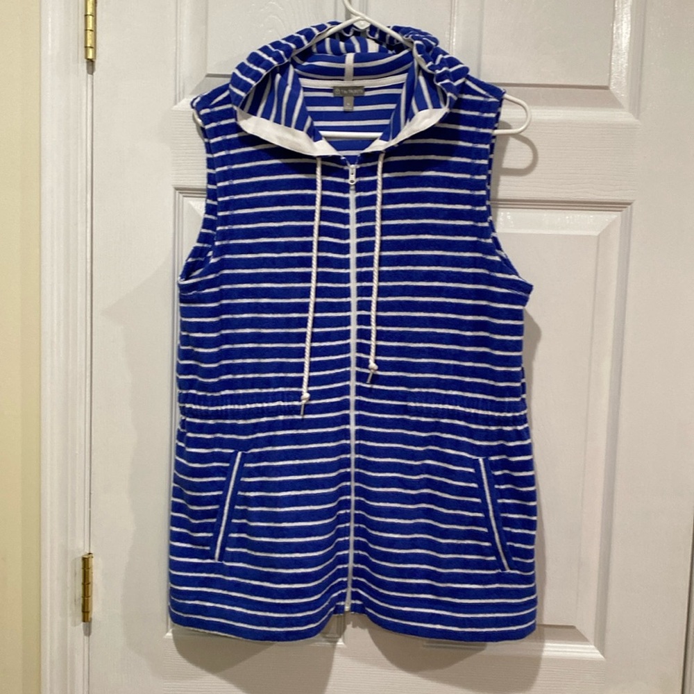 T byTalbots hooded vest, blue and white, size M, NWT